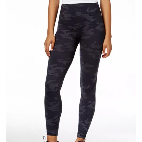 SPANX BLACK CAMOUFLAGE LOOK AT ME NOW HIGH RISE SEAMLESS LEGGINGS WOMENS SMALL - Picture 1 of 9